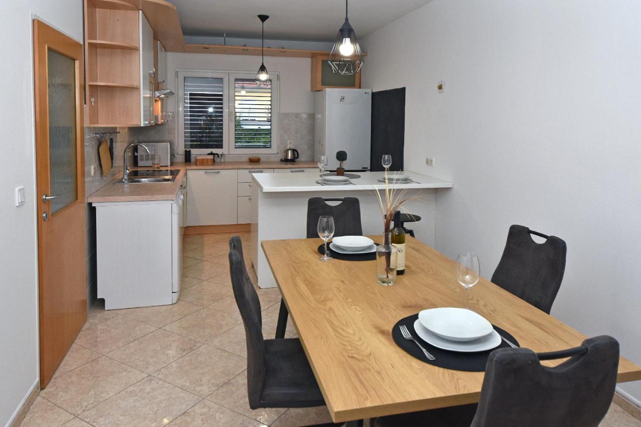 Family Apartment Sara Zadar Extérieur photo